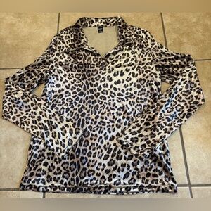 SHEIN Long Sleeve Leopard Top. Size: Large